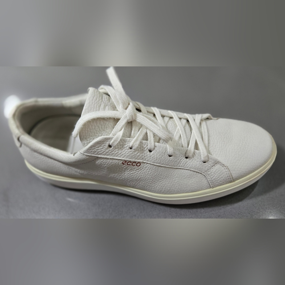 Ecco Men's Cream Leather Sneakers